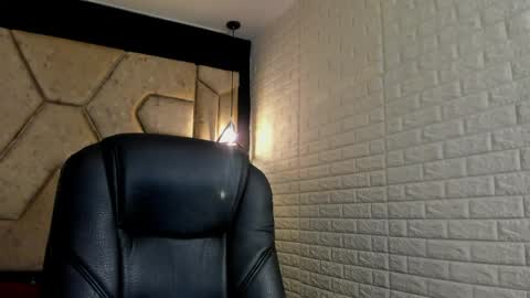 Serene online show from April 2026 12:40:02 PM