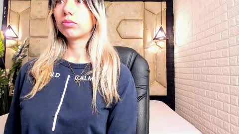 Serene online show from May 2026 12:46:02 PM