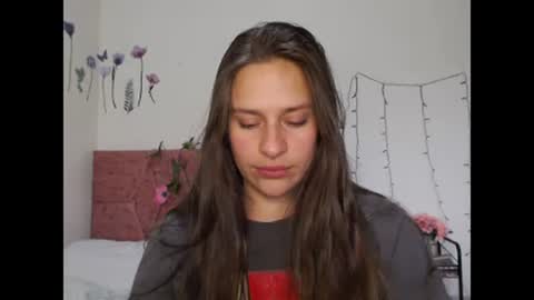 serenity_crystal online show from December 2024 09:58:01 PM