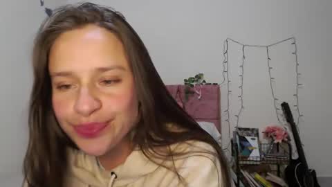 serenity_crystal online show from December 2024 12:43:02 AM