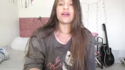 serenity_crystal online show from January 2025 09:28:01 PM