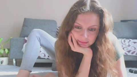 Hey Guys and Girls non-binary personalities  Im Sereta online show from April 2026 08:37:02 AM