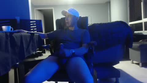 hetero serio discreto online show from February 2025 12:19:02 AM