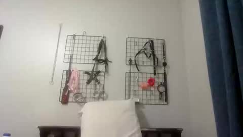 Snapshot of servilesarah chatting on January 2025 01:27:01 AM Servile Sarah online show from January 2025 01:27:01 AM