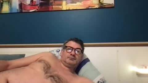 Snapshot of sesamechris92 chatting on January 2025 06:59:01 AM sesamechris92 online show from January 2025 06:59:01 AM