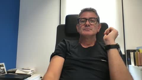 Snapshot of sesamechris92 chatting on September 2025 03:34:02 PM sesamechris92 online show from September 2025 03:34:02 PM