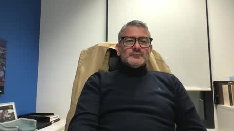 Snapshot of sesamechris92 chatting on November 2025 04:49:01 PM sesamechris92 online show from November 2025 04:49:01 PM