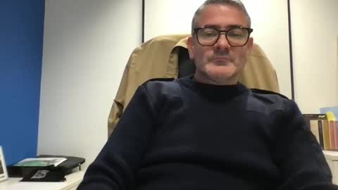 Snapshot of sesamechris92 chatting on November 2025 05:03:01 PM sesamechris92 online show from November 2025 05:03:01 PM