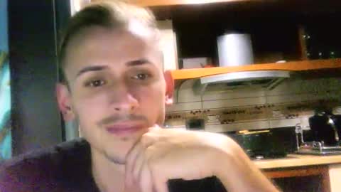 Sesinha online show from November 2025 07:49:02 PM