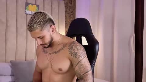 HEY IM SETH online show from January 2025 01:00:02 AM