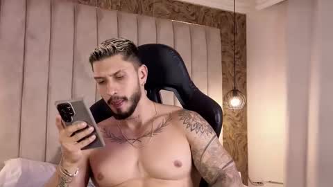 HEY IM SETH online show from January 2025 11:24:01 PM