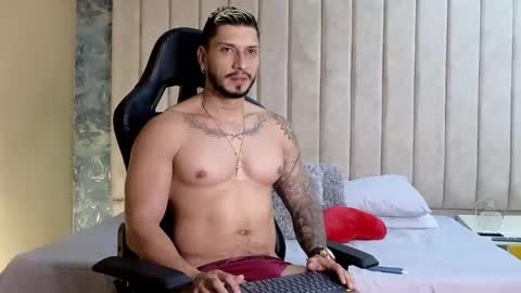 HEY IM SETH online show from February 2025 07:10:02 PM