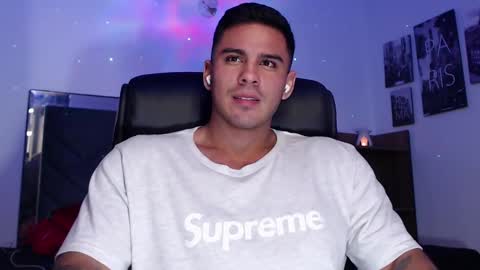 Snapshot of setth_king chatting on January 2025 01:20:02 PM Setth King online show from January 2025 01:20:02 PM