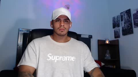 Snapshot of setth_king chatting on January 2025 10:06:02 AM Setth King online show from January 2025 10:06:02 AM