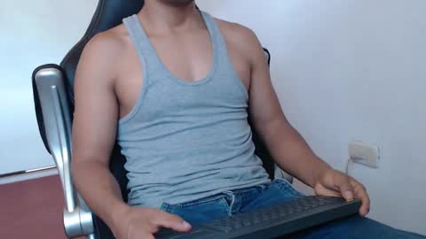 Snapshot of sexatlexx chatting on January 2025 02:11:01 PM arnold online show from January 2025 02:11:01 PM