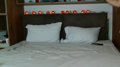 JackAdelaide online show from December 2024 08:32:01 PM