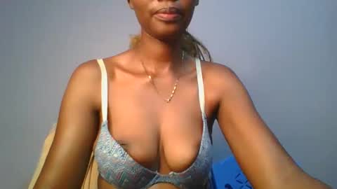 Snapshot of sexie_love chatting on March 2025 12:33:02 AM Nancy online show from March 2025 12:33:02 AM