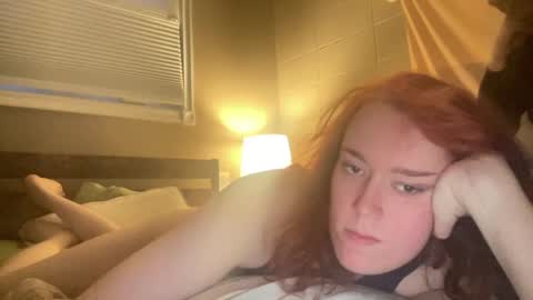 Florence online show from October 2025 12:15:02 AM