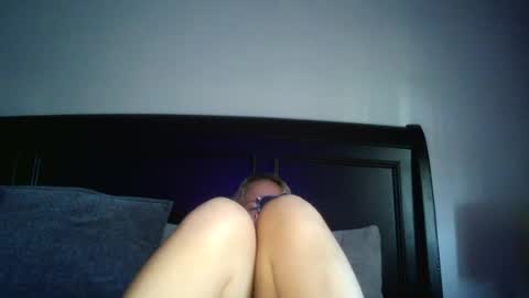 Snapshot of sexiirose22 chatting on July 2026 10:51:02 PM Rose online show from July 2026 10:51:02 PM