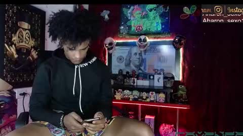 Aharon  ravelo online show from January 2026 12:49:02 AM