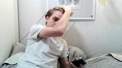 Snapshot of sexplace_ chatting on April 2026 07:01:01 PM Jennis and OliverPvt is open online show from April 2026 07:01:01 PM