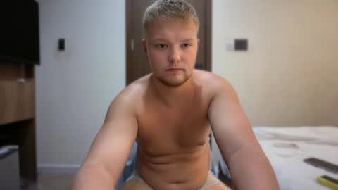Snapshot of sexual_sbotage chatting on June 2026 04:31:01 PM Max Leman online show from June 2026 04:31:01 PM
