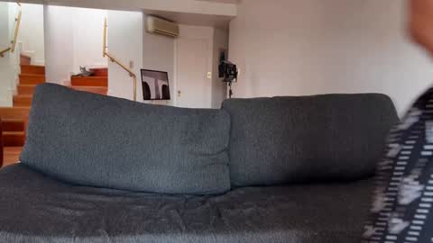 Andrea online show from December 2025 06:59:02 PM