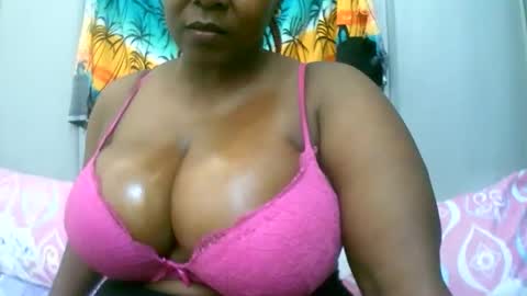 sexxi_ebony online show from February 2026 08:46:02 AM