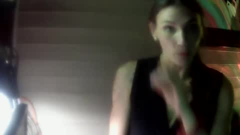 Snapshot of sexxileeah42o chatting on September 2025 01:59:01 PM Leeah CloudZzz online show from September 2025 01:59:01 PM