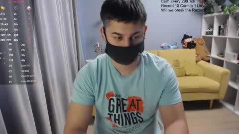 Snapshot of sexxxdickbig chatting on April 2026 08:40:02 AM Tommy online show from April 2026 08:40:02 AM