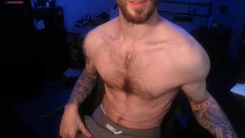 SiuL online show from November 2025 09:00:02 AM