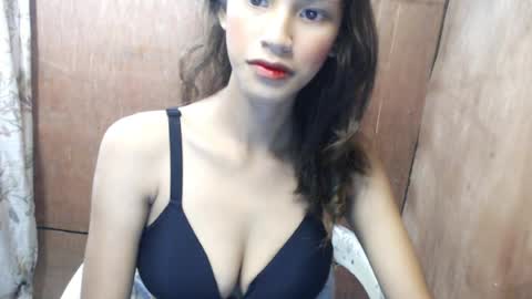 Snapshot of sexxy_dahlia chatting on April 2026 10:14:02 PM Dahlia online show from April 2026 10:14:02 PM