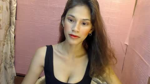 Snapshot of sexxy_dahlia chatting on April 2026 06:06:01 AM Dahlia online show from April 2026 06:06:01 AM