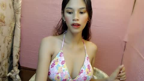 Snapshot of sexxy_dahlia chatting on May 2026 05:49:01 AM Dahlia online show from May 2026 05:49:01 AM