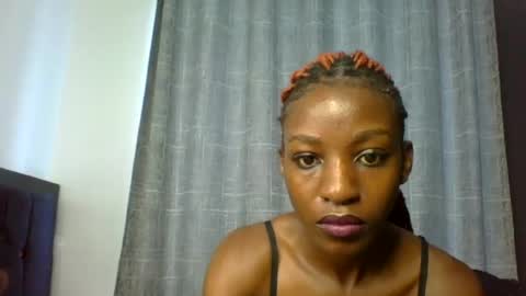 Snapshot of sexxy_lunah chatting on August 2026 10:58:01 AM sexxy_lunah online show from August 2026 10:58:01 AM