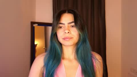  Angie   online show from November 2025 10:32:01 AM