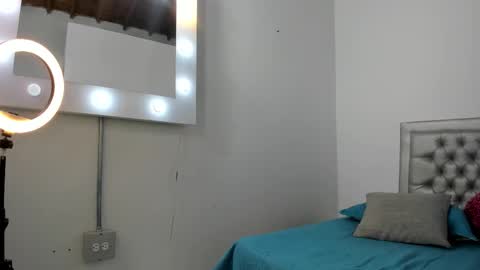 sexxylatincouple1 online show from November 2025 10:05:01 AM