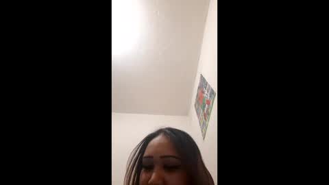 Snapshot of sexy182687 chatting on March 2026 05:02:01 AM sexy182687 online show from March 2026 05:02:01 AM