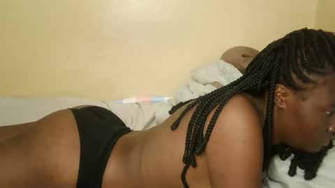 sexy_banice online show from April 2026 02:05:01 PM