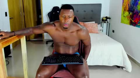 Snapshot of sexy_blackman chatting on April 2026 05:28:01 PM sexy blackman online show from April 2026 05:28:01 PM