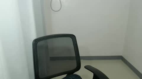 sexy_candy69x online show from January 2026 04:39:01 AM