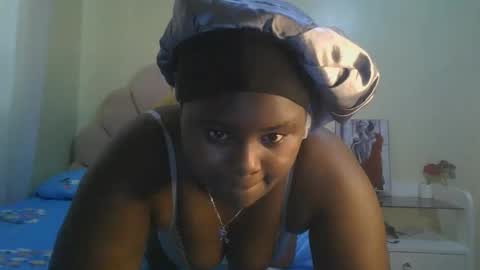 Snapshot of sexy_corn chatting on April 2026 06:47:02 AM Connie online show from April 2026 06:47:02 AM