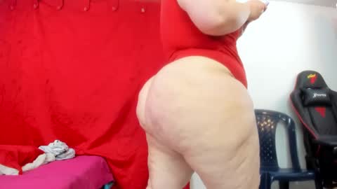 karla           instagram  online show from October 2025 03:21:02 PM