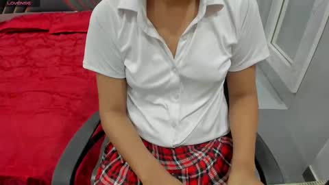 Snapshot of sexy_doll_1_ chatting on February 2025 10:26:01 AM Sexydoll online show from February 2025 10:26:01 AM