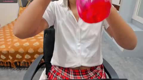 Snapshot of sexy_doll_1_ chatting on September 2025 05:13:02 PM Sexydoll online show from September 2025 05:13:02 PM