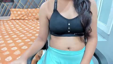 Snapshot of sexy_doll_1_ chatting on September 2025 05:28:01 PM Sexydoll online show from September 2025 05:28:01 PM