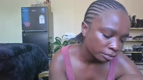 Trina online show from November 2025 10:37:01 AM