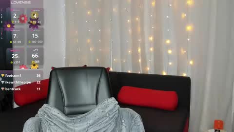 Snapshot of sexy_emeli chatting on February 2025 07:59:02 AM MY ONLYFANS page is back - online show from February 2025 07:59:02 AM