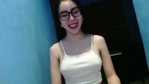 sexy_emily92 online show from February 2026 11:41:01 AM