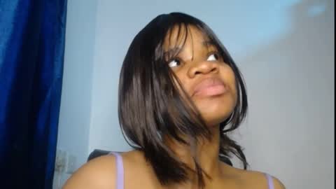 Snapshot of sexy_goddess_pet chatting on May 2026 09:09:01 PM Ella online show from May 2026 09:09:01 PM